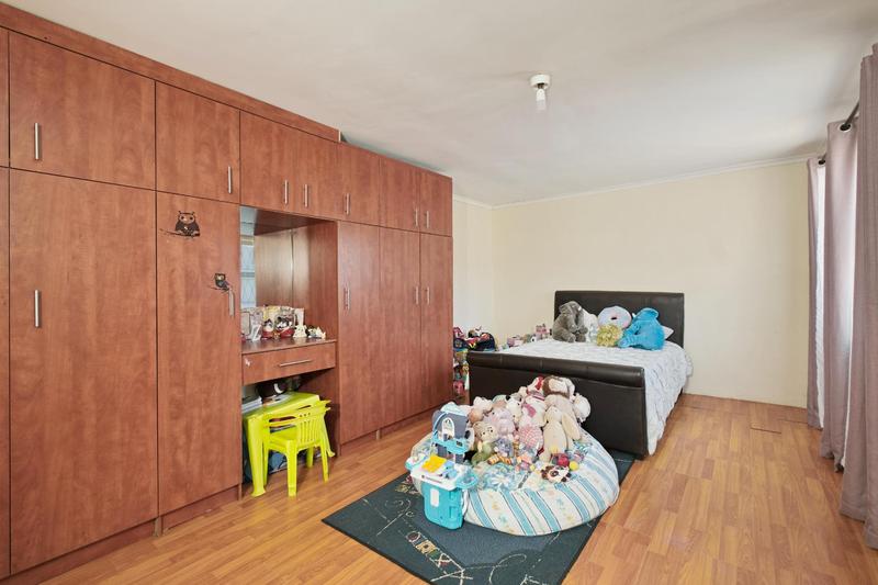3 Bedroom Property for Sale in Booysens Park Eastern Cape